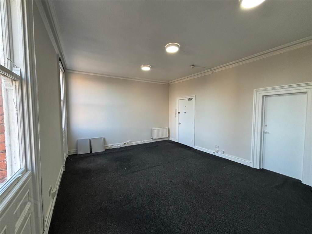 44-46 Elmwood House Business Centre, Elmwood Avenue - Su, 201 44-46 Elmwood Avenue 6 of 7