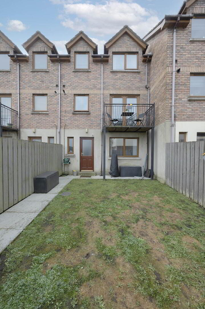 10 Silverwood Green 21 of 22