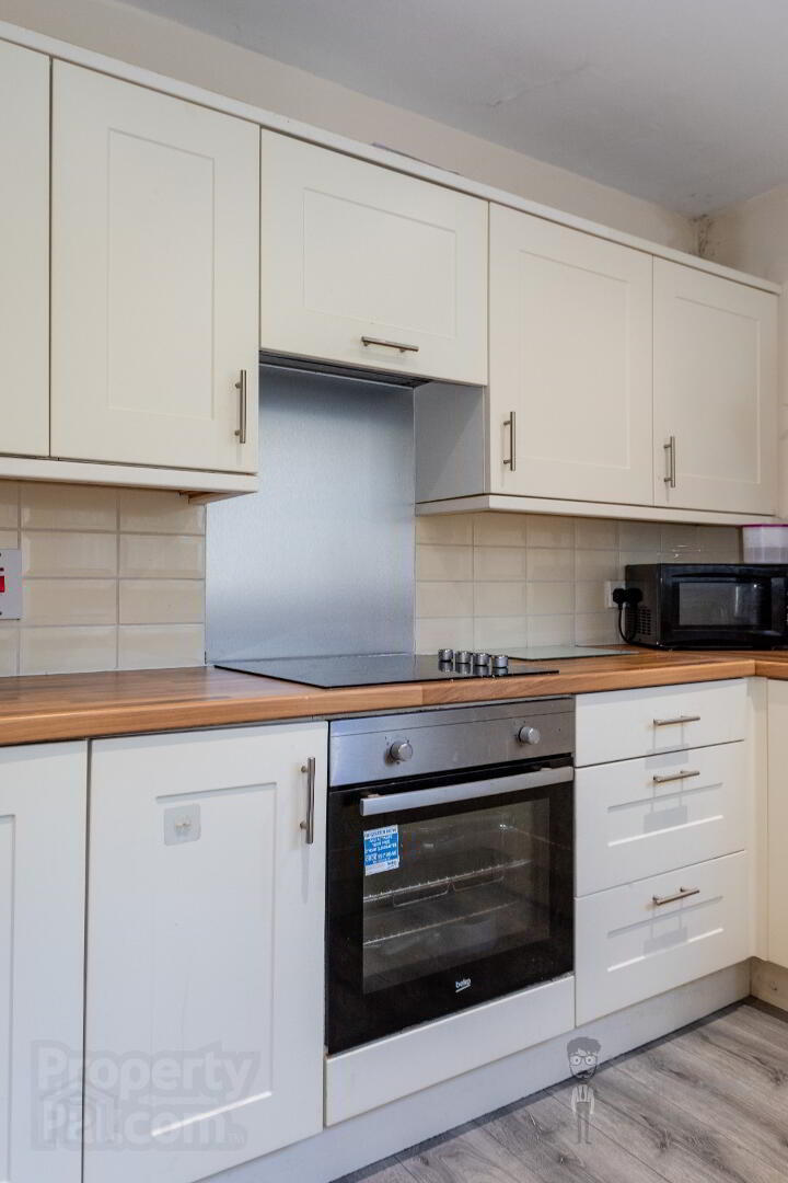 Ainsworth Street 10 of 17