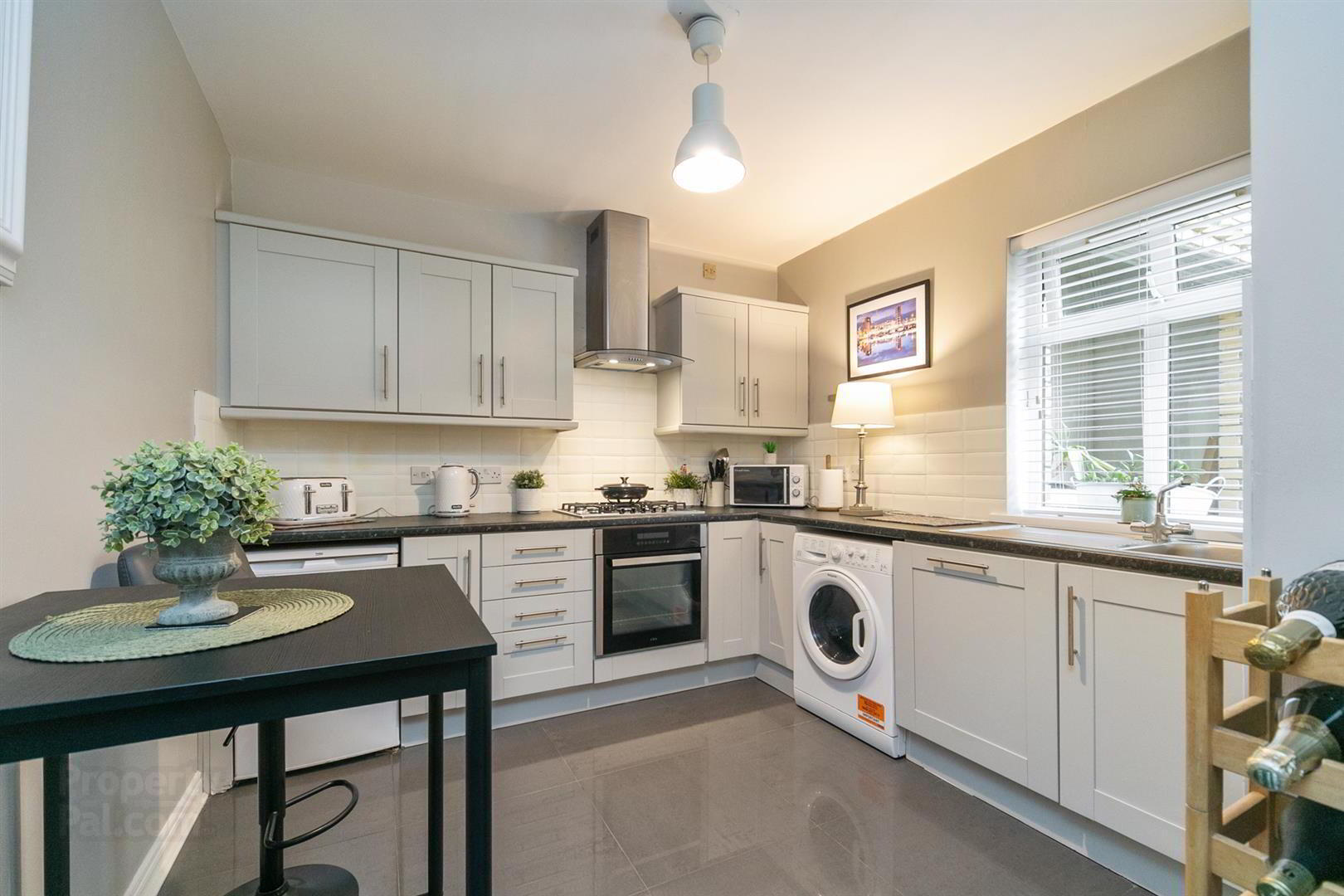37 Glenburn Manor 10 of 19