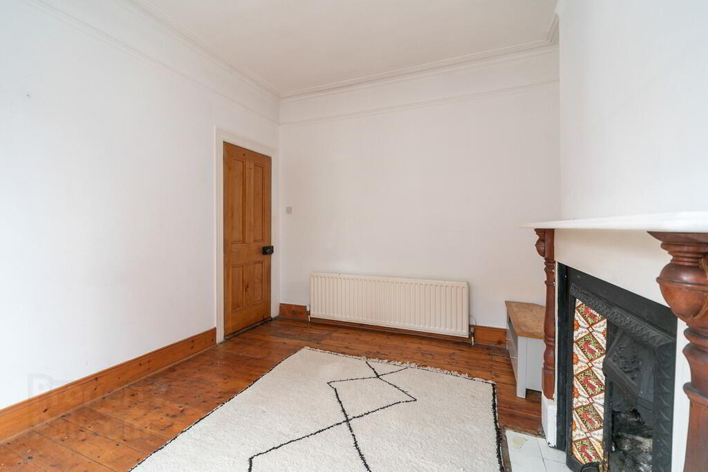 1 Adelaide Avenue 6 of 30