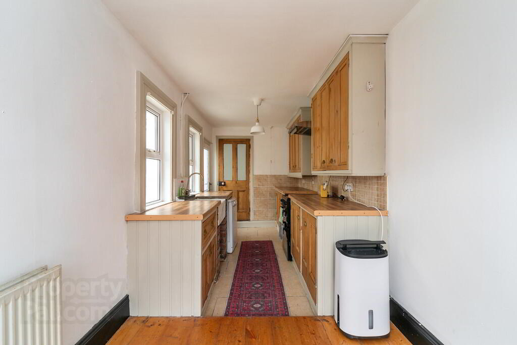 1 Adelaide Avenue 13 of 30