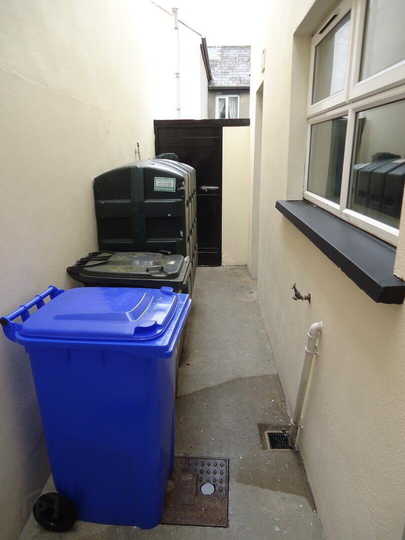 Cliftonville Avenue 6 of 6