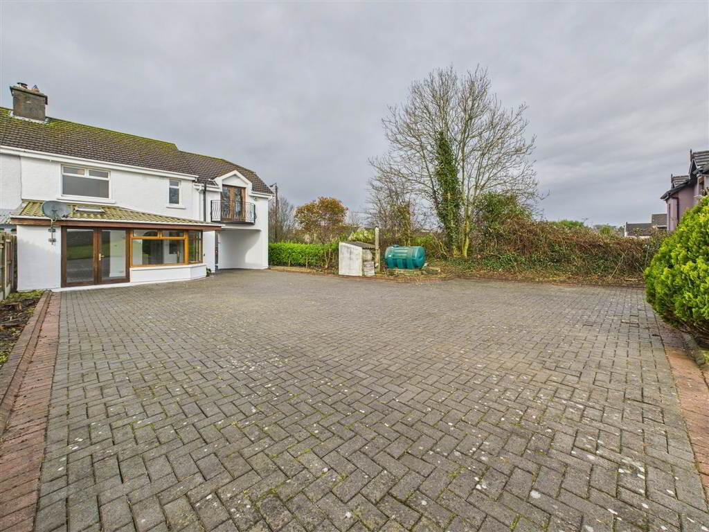 12 Marian Terrace 16 of 16