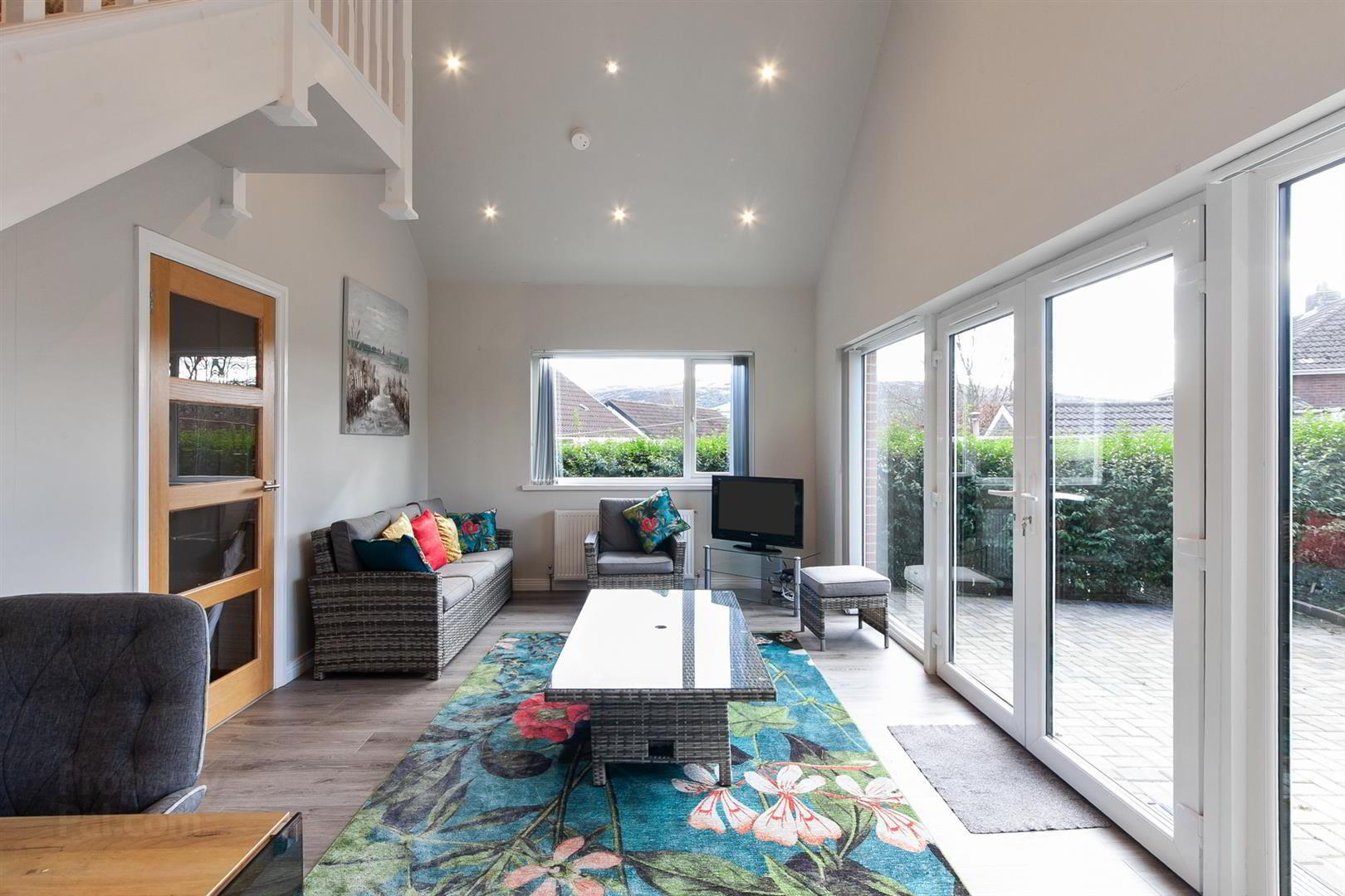 51 Glebe Road West 8 of 23
