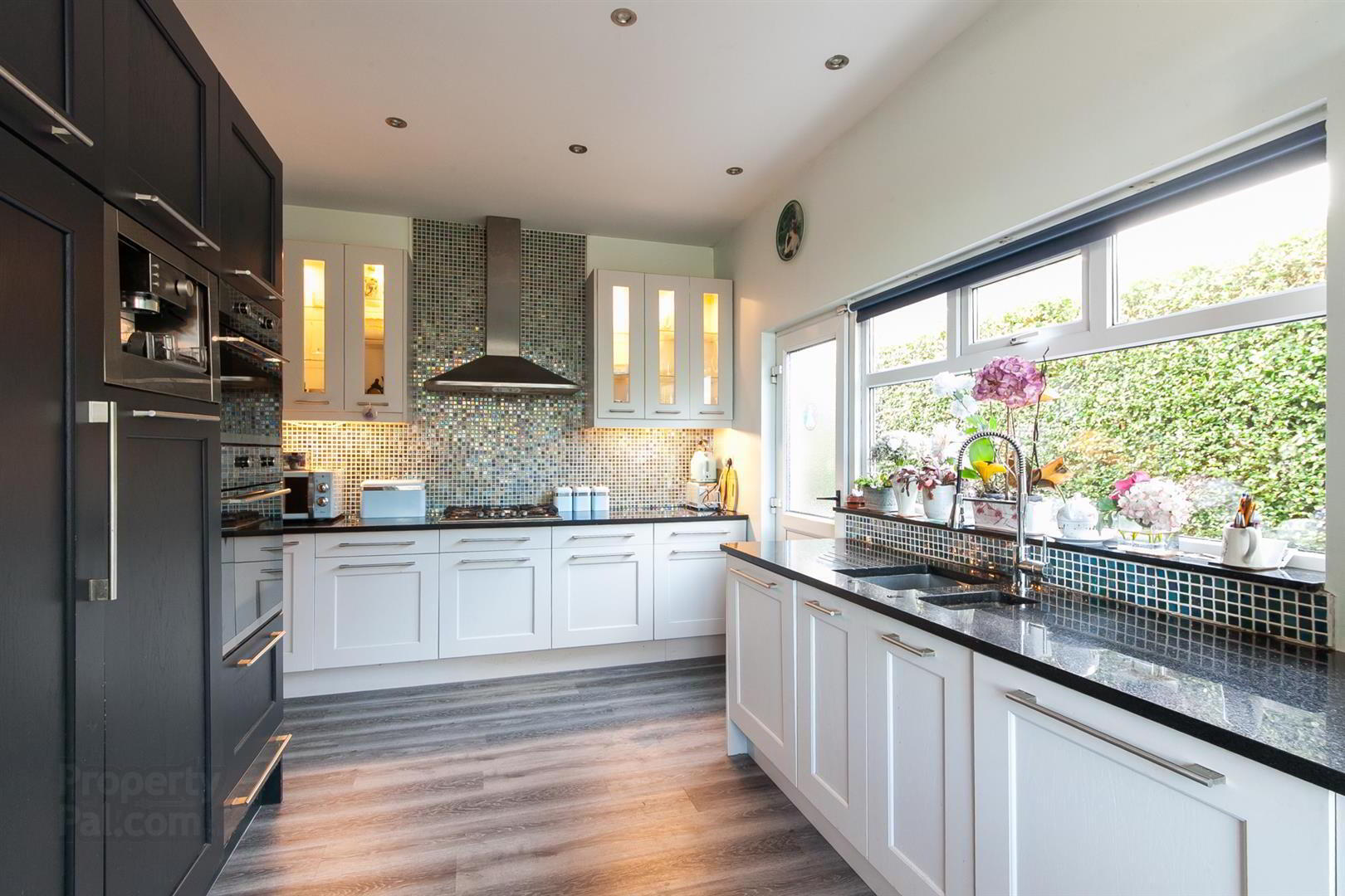51 Glebe Road West 11 of 23