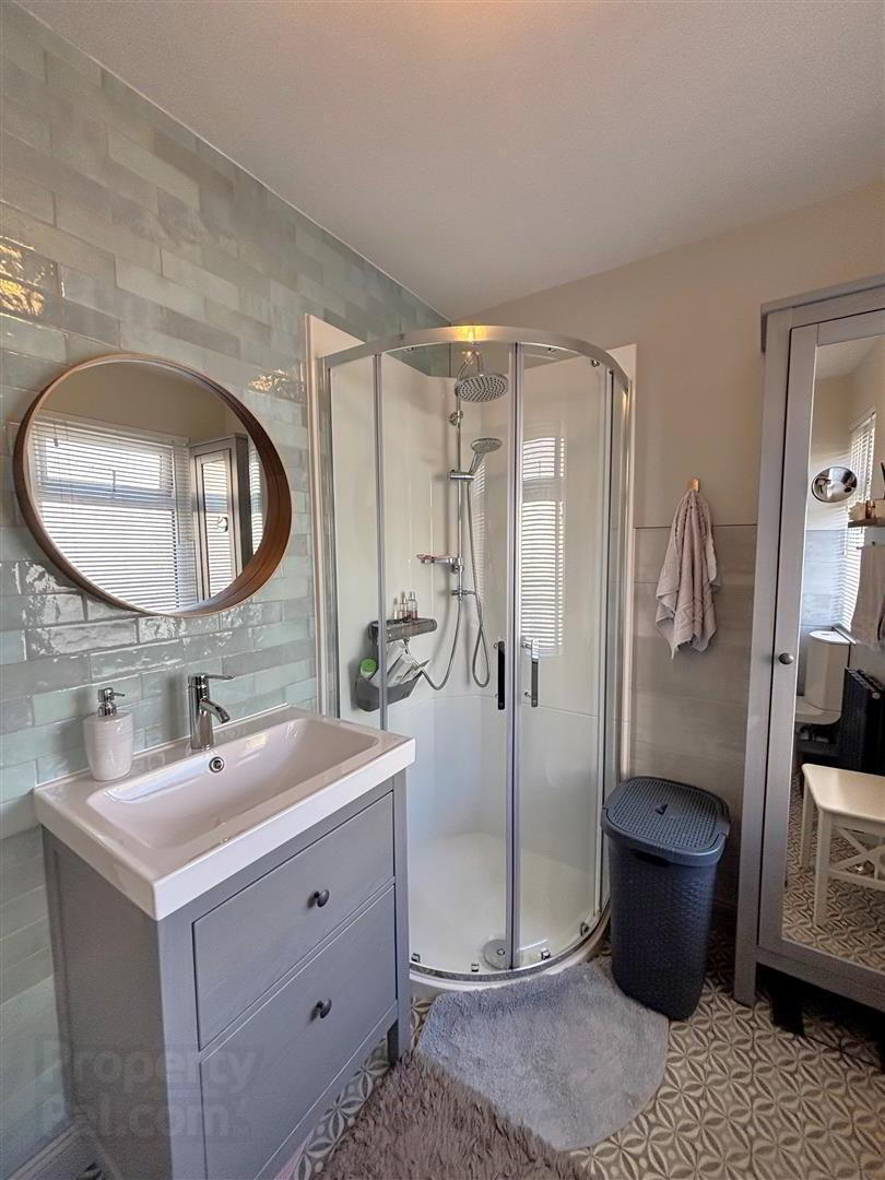 116 Woodvale Road 15 of 22