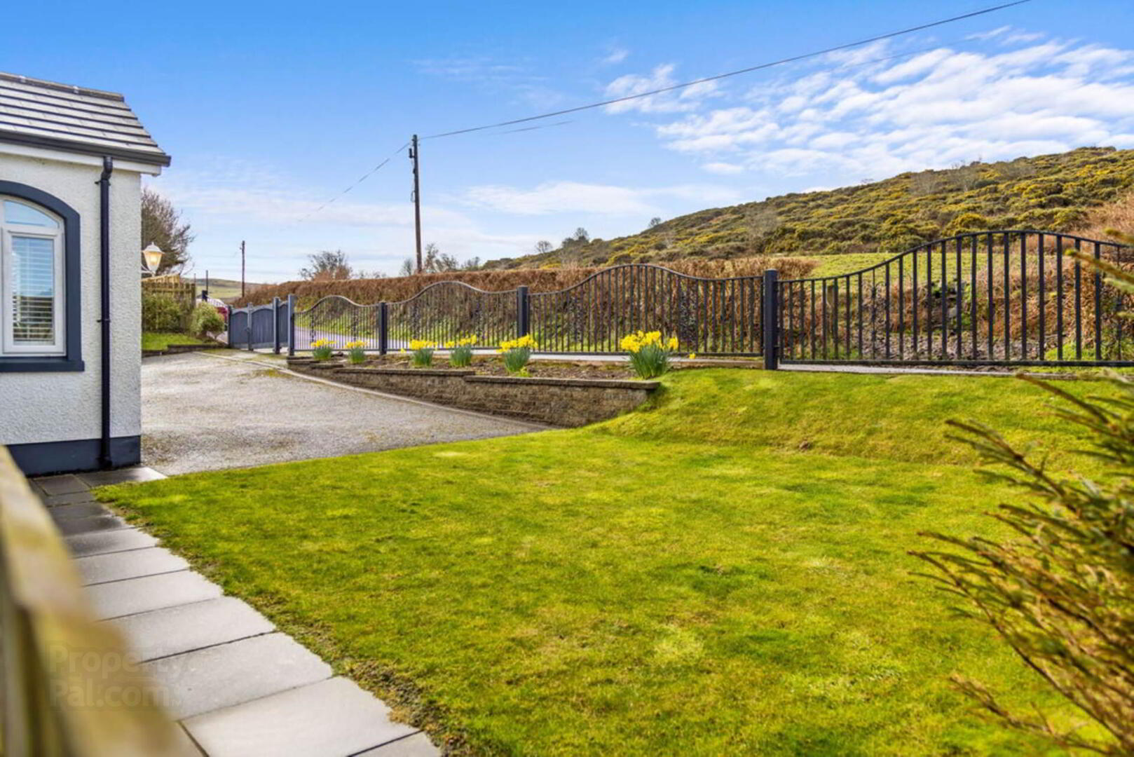 82a Torr Road 11 of 63