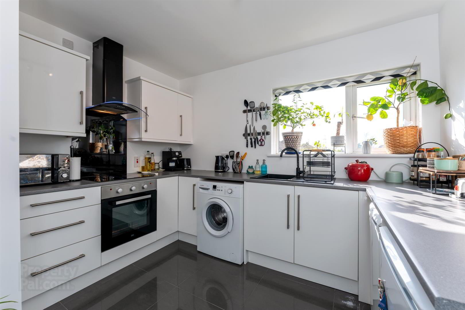 Apt 180, Bingnian Drive 6 of 18