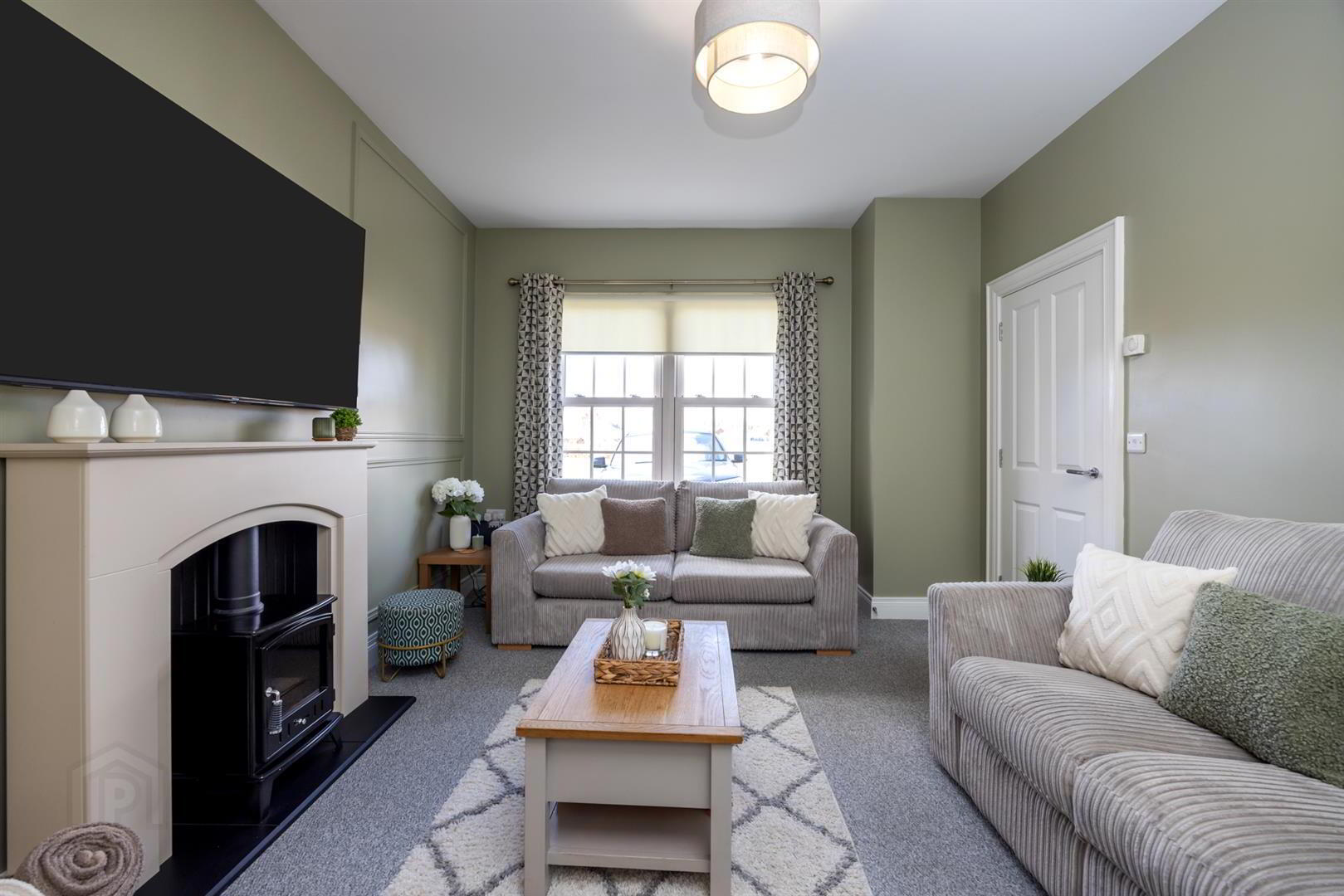 9 Ballantine Avenue 7 of 40