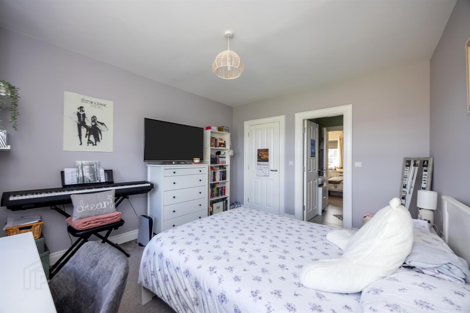 9 Ballantine Avenue 26 of 40