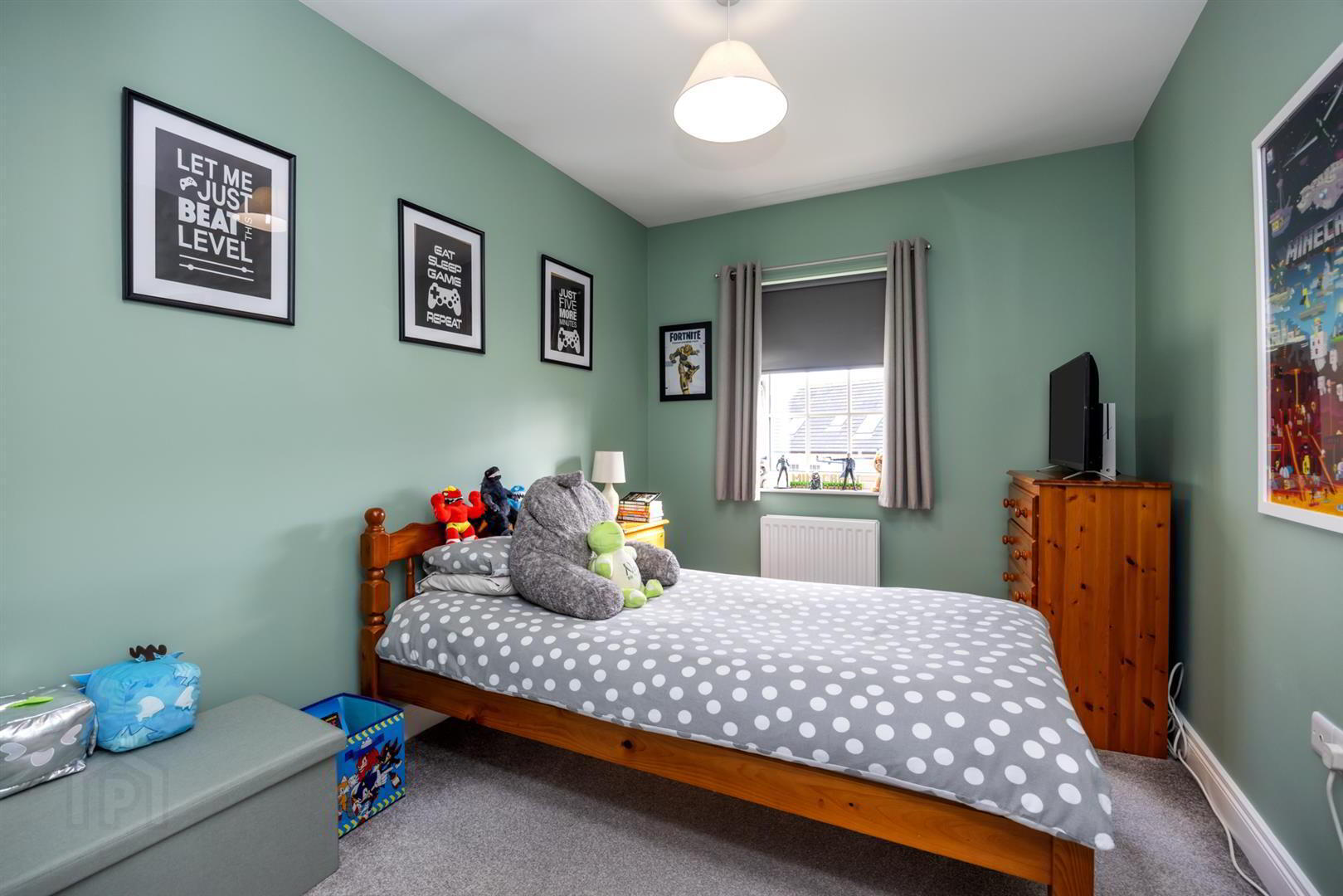 9 Ballantine Avenue 32 of 40