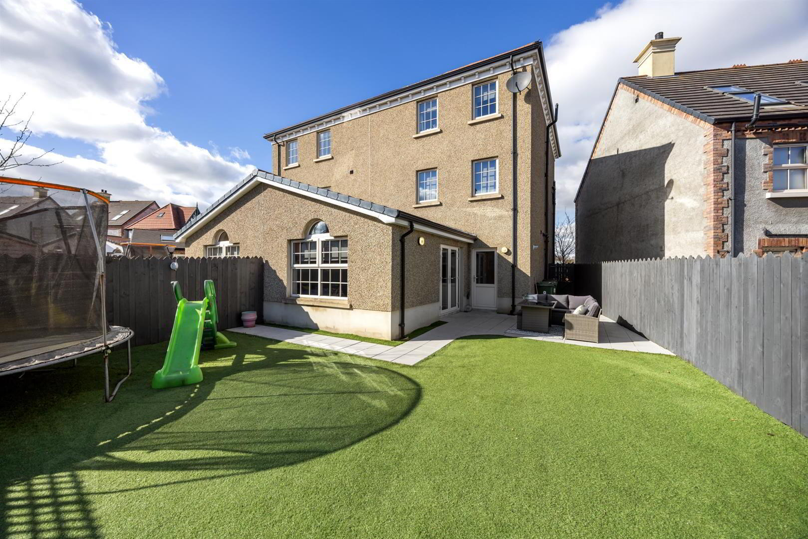 9 Ballantine Avenue 39 of 40