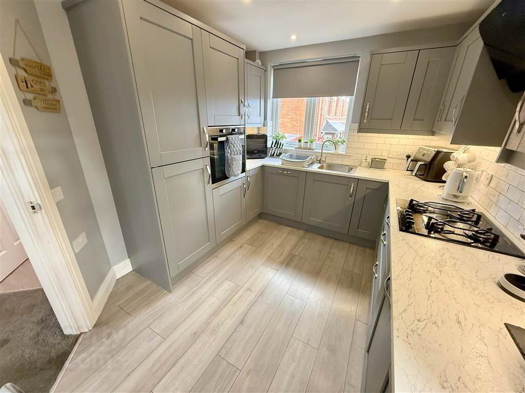 1 Ormonde Crescent 7 of 25