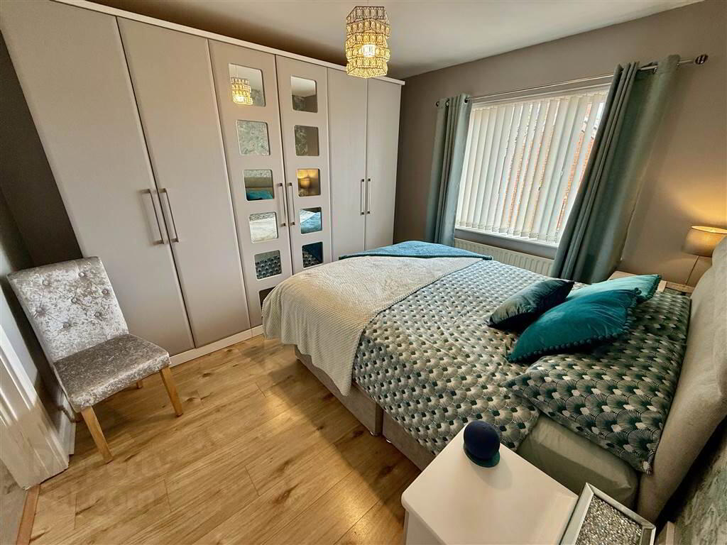 1 Ormonde Crescent 11 of 25