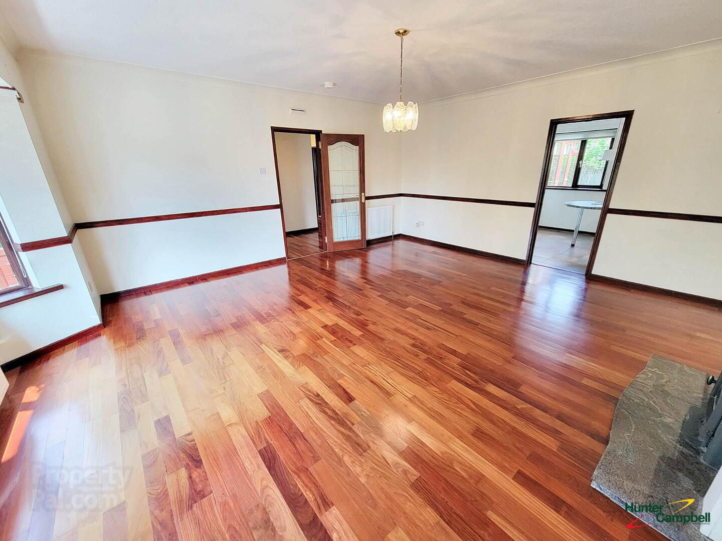 9 Heston Drive 5 of 29
