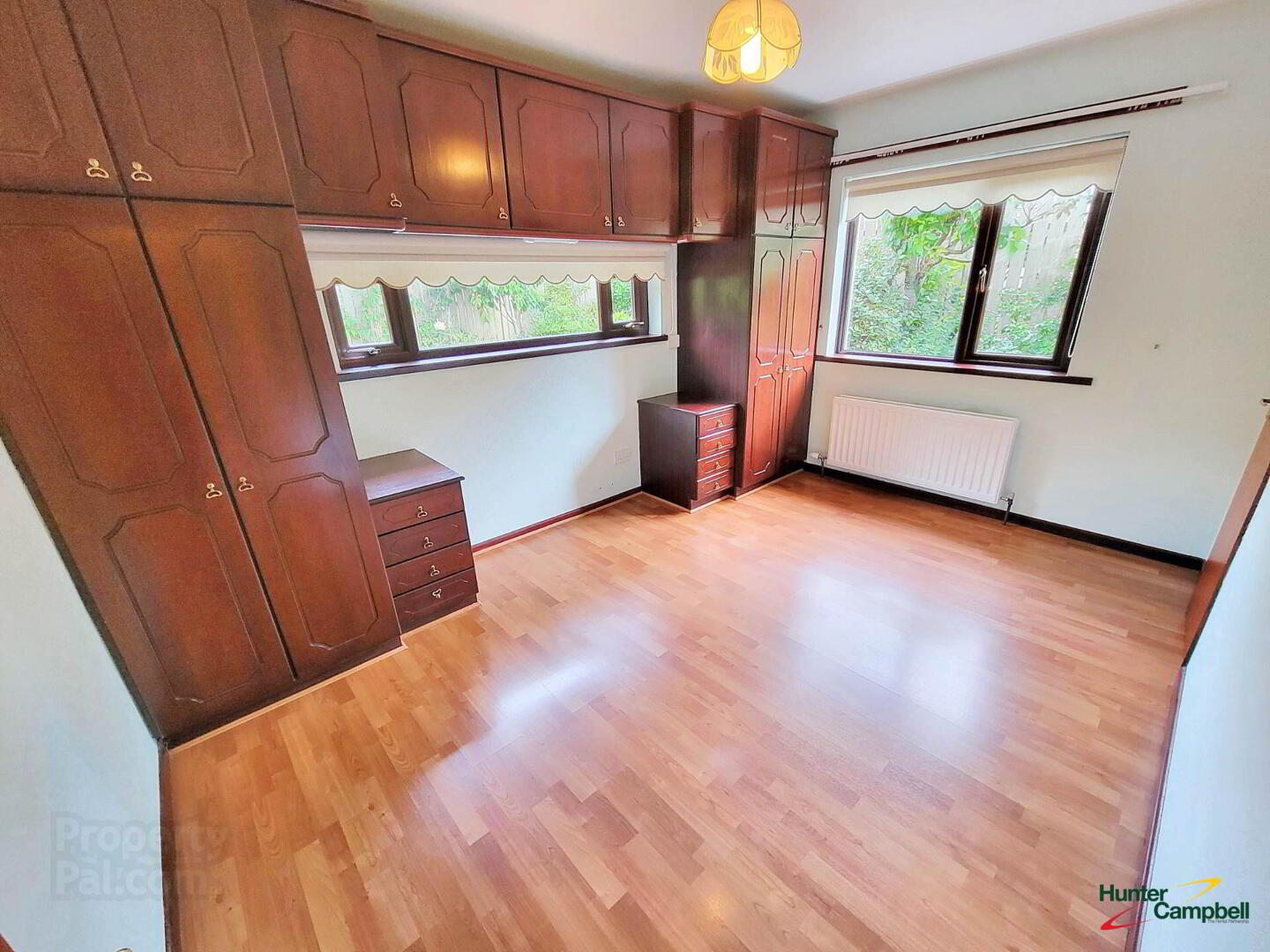 9 Heston Drive 17 of 29