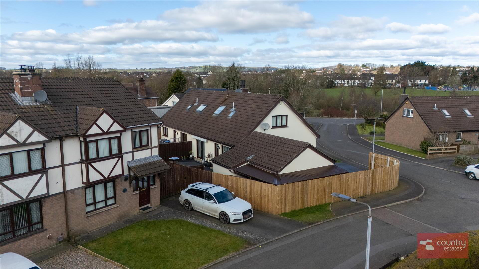 1 Millview Gardens 4 of 18