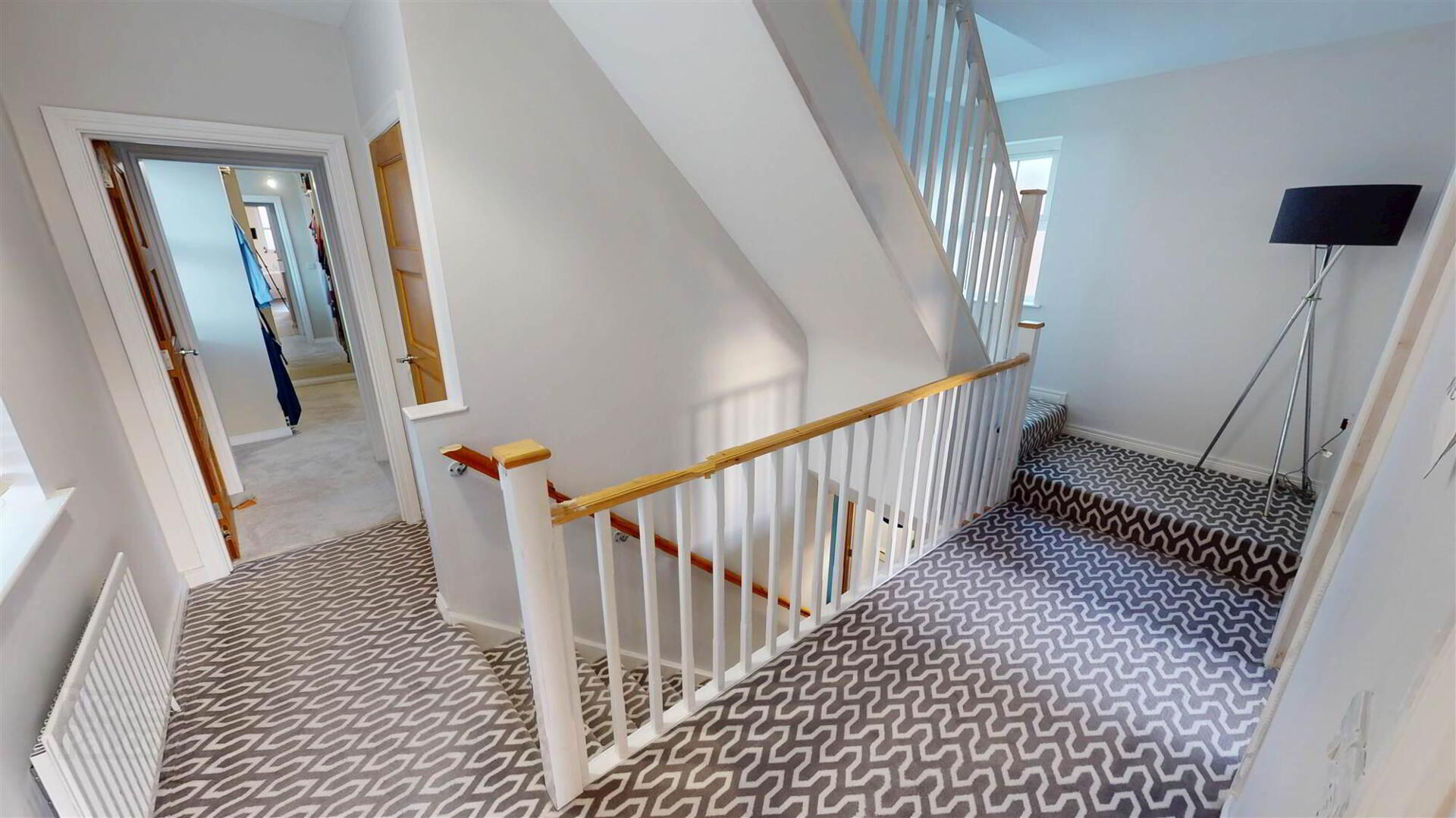 136 Wellington Park Avenue 13 of 35