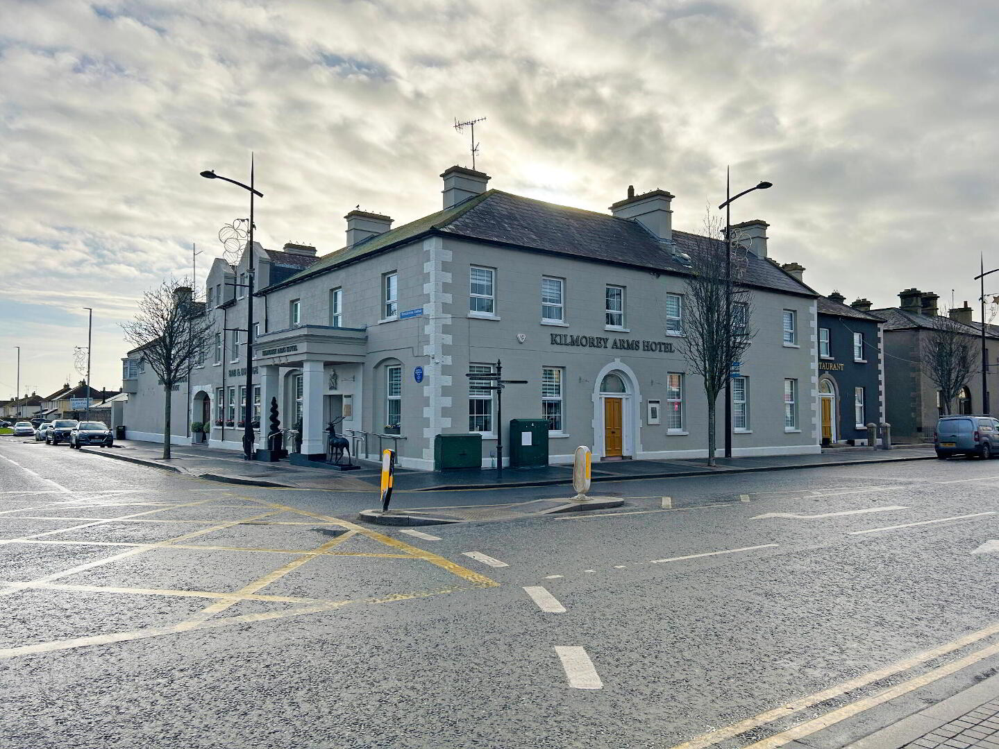 The Kilmorey Arms Hotel, 41 Greencastle Street 2 of 3