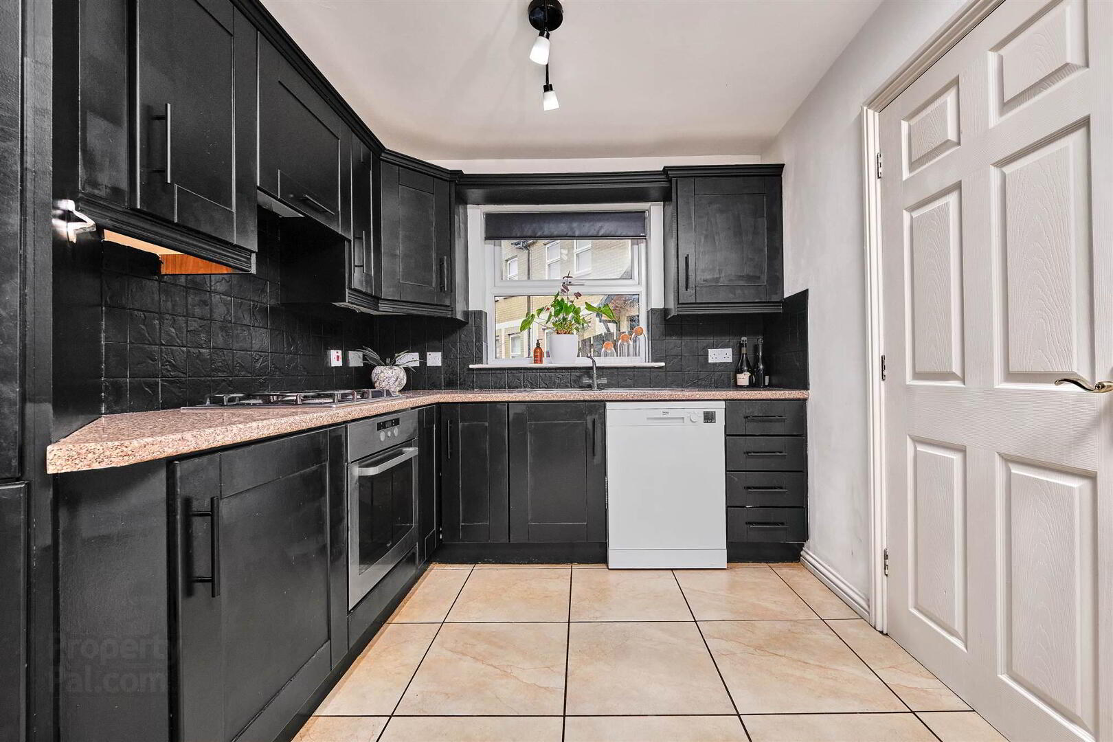 46 Hopefield Grove 7 of 32