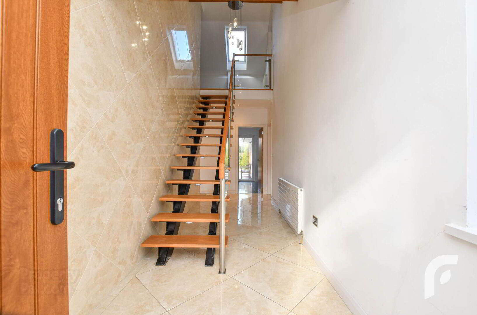11 Old Manse Road 6 of 47