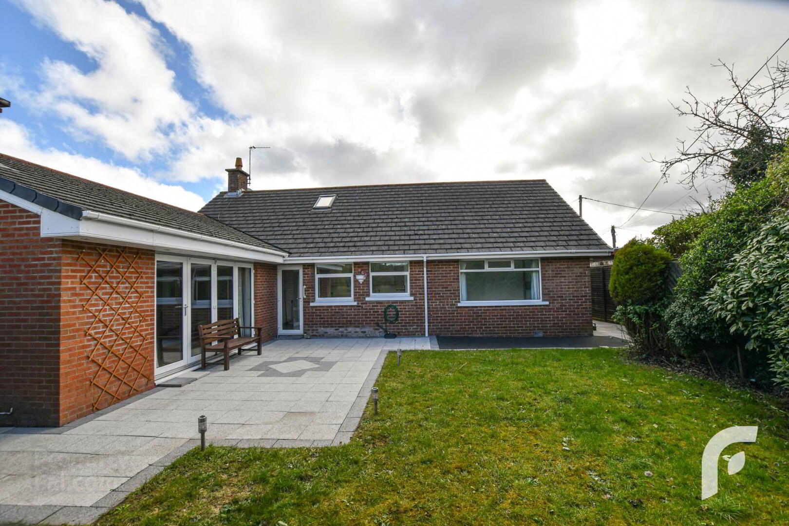 11 Old Manse Road 42 of 47