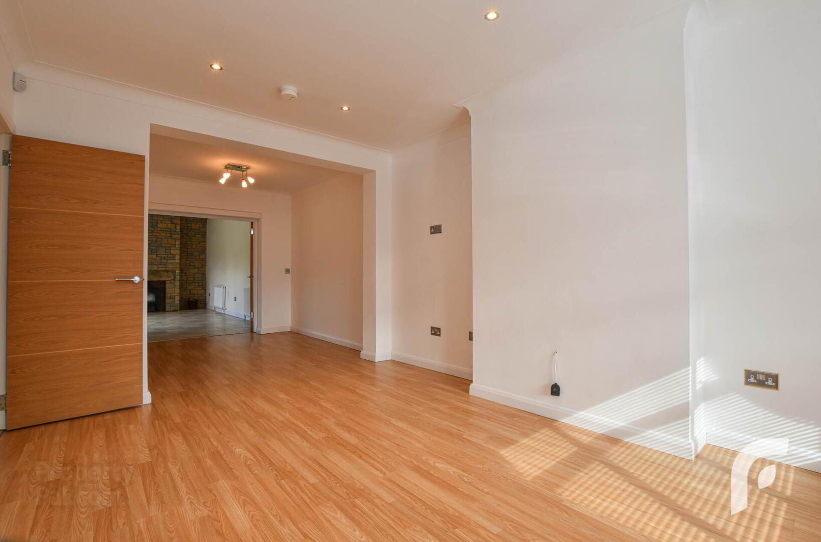 11 Old Manse Road 11 of 47