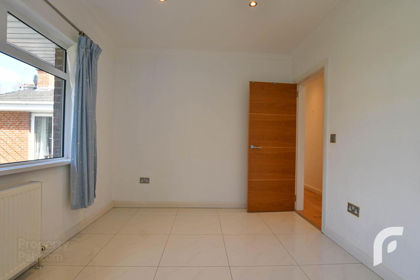 11 Old Manse Road 31 of 47