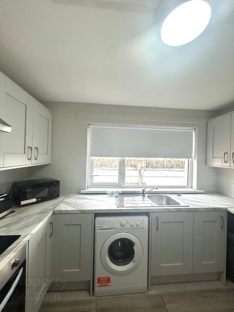 **student Property**, 1a Marlborough Terrace