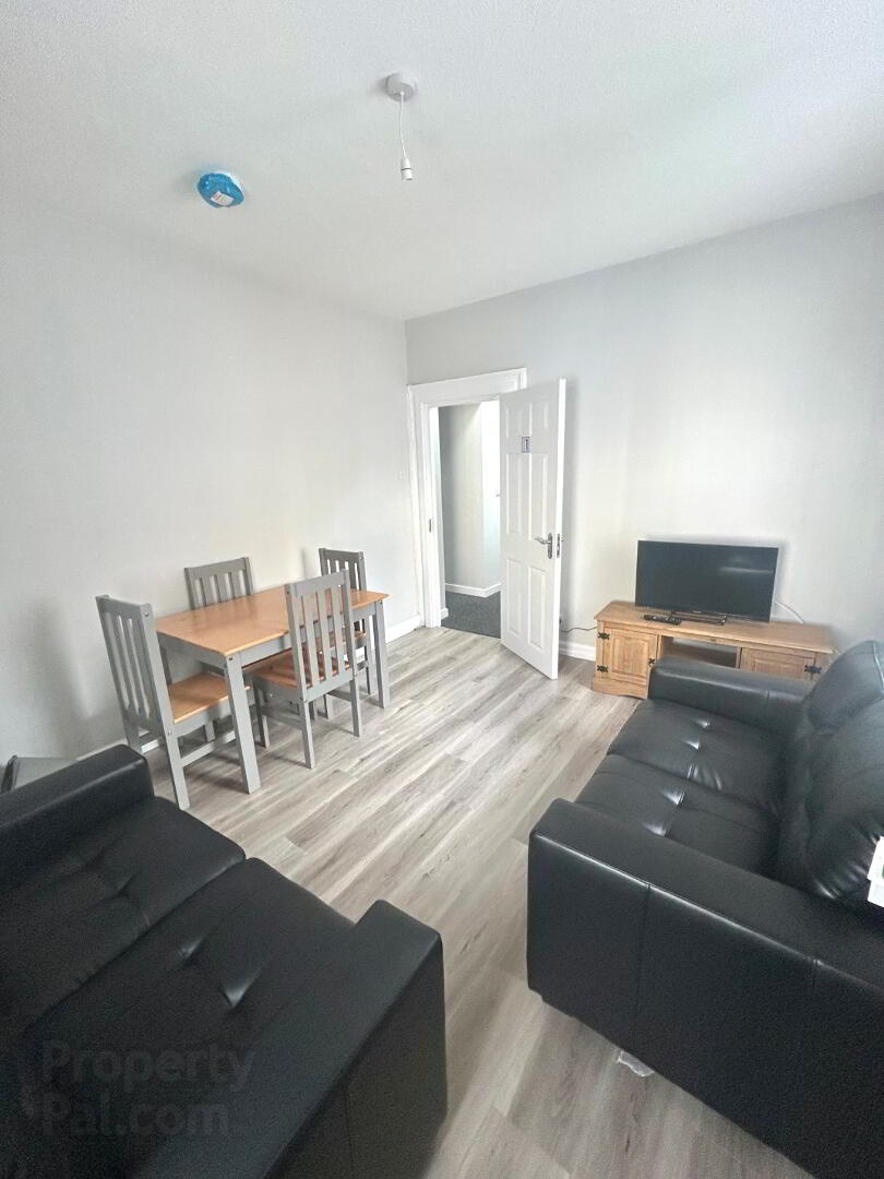 **student Property**, 1a Marlborough Terrace 4 of 14