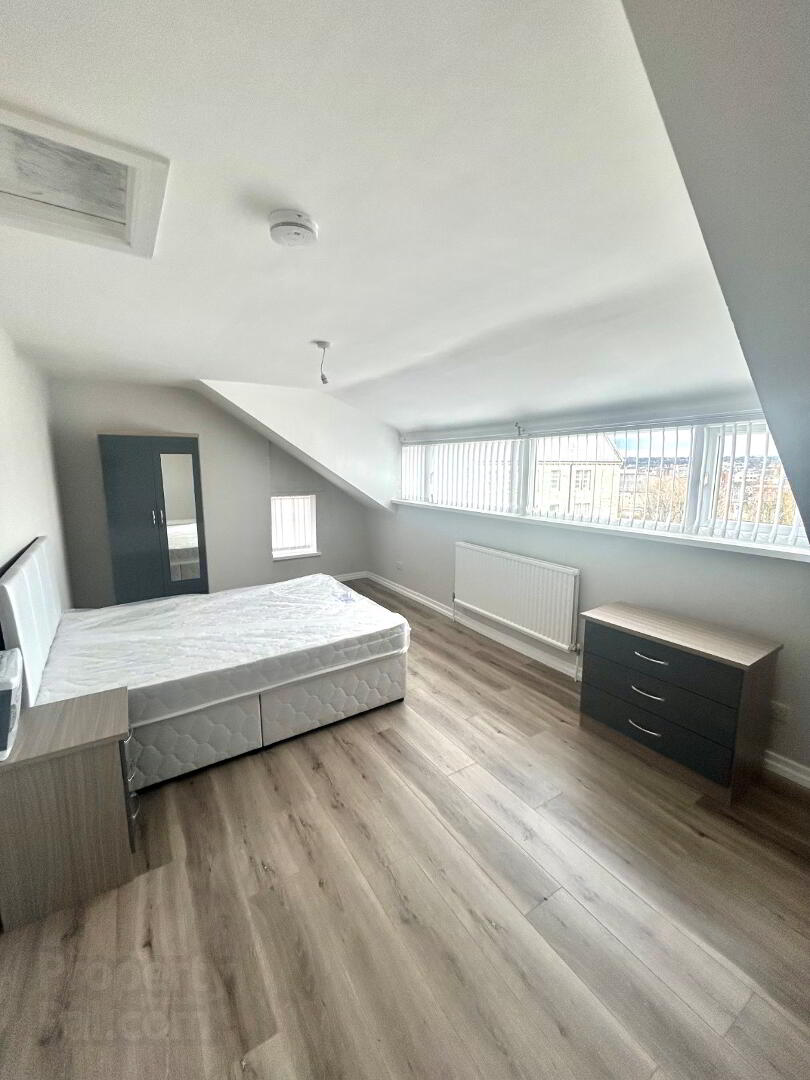 **student Property**, 1a Marlborough Terrace 6 of 14