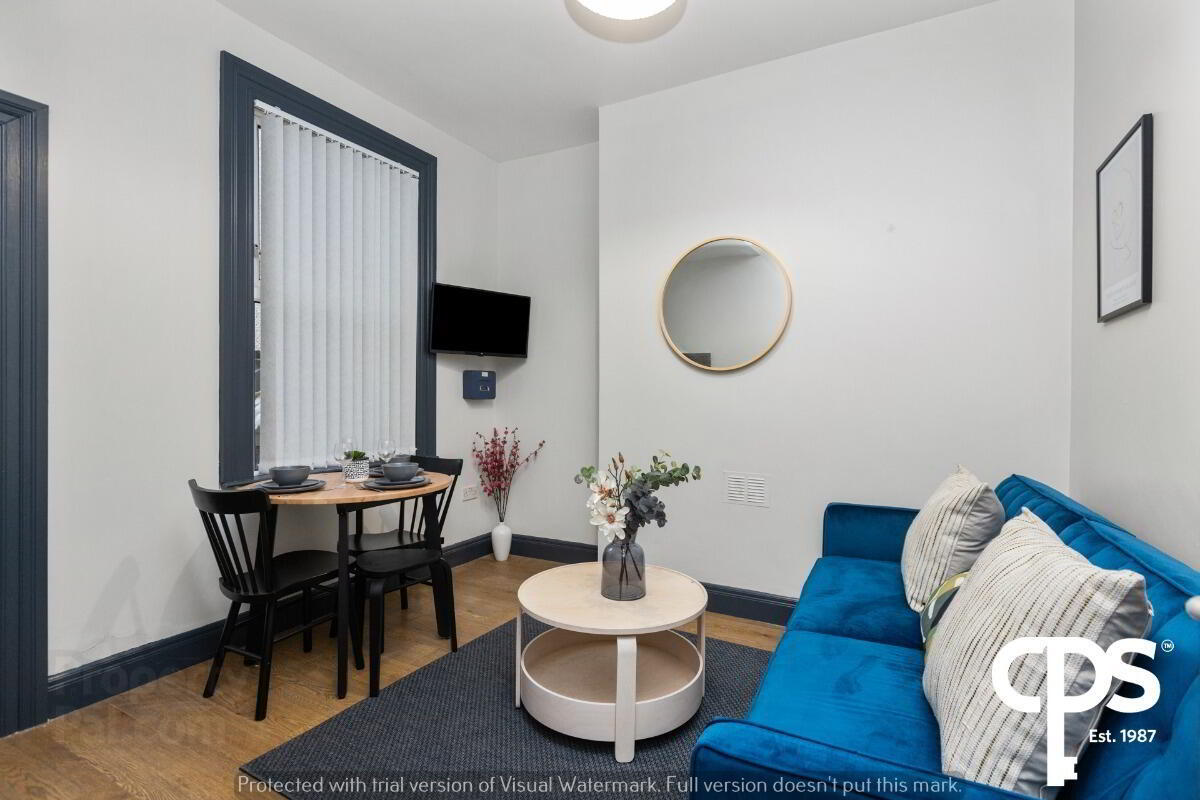 14 Chadwick Street Room 4 (short Term Let) 3 of 9