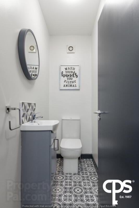 14 Chadwick Street Room 4 (short Term Let) 5 of 9