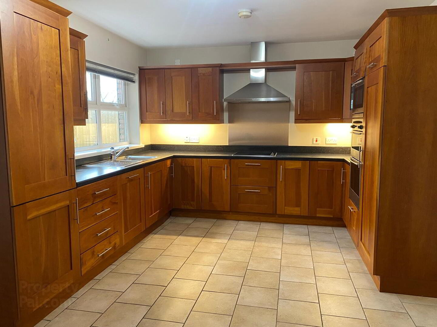 Avondale Court 8 of 26