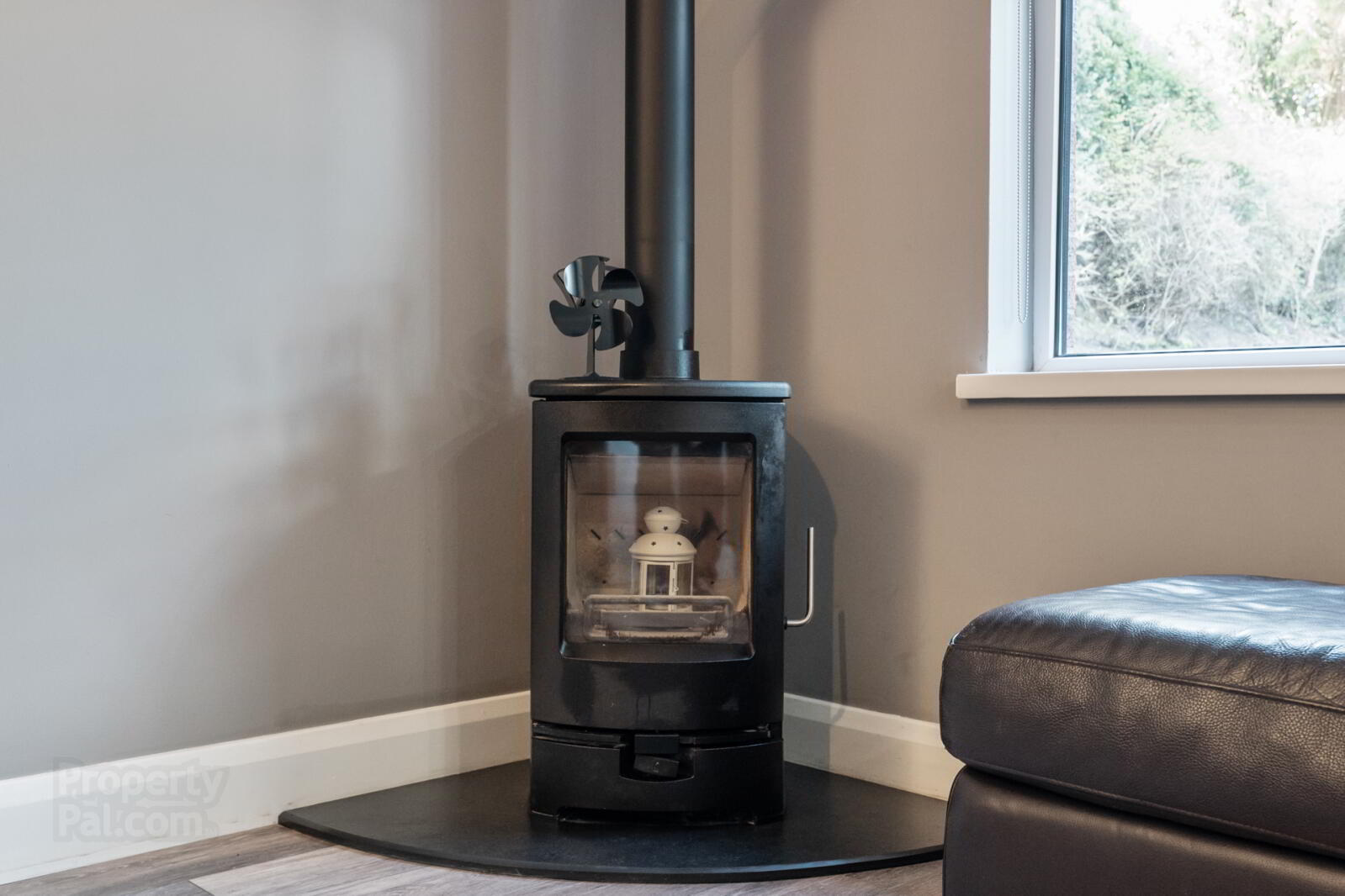 1 Ardara Gardens 14 of 36