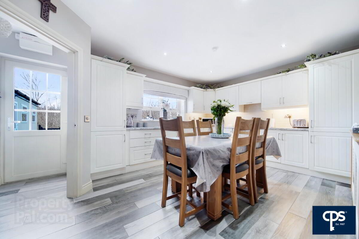 50 Carnalea Manor 13 of 42