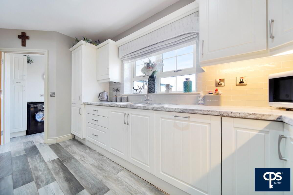 50 Carnalea Manor 15 of 42