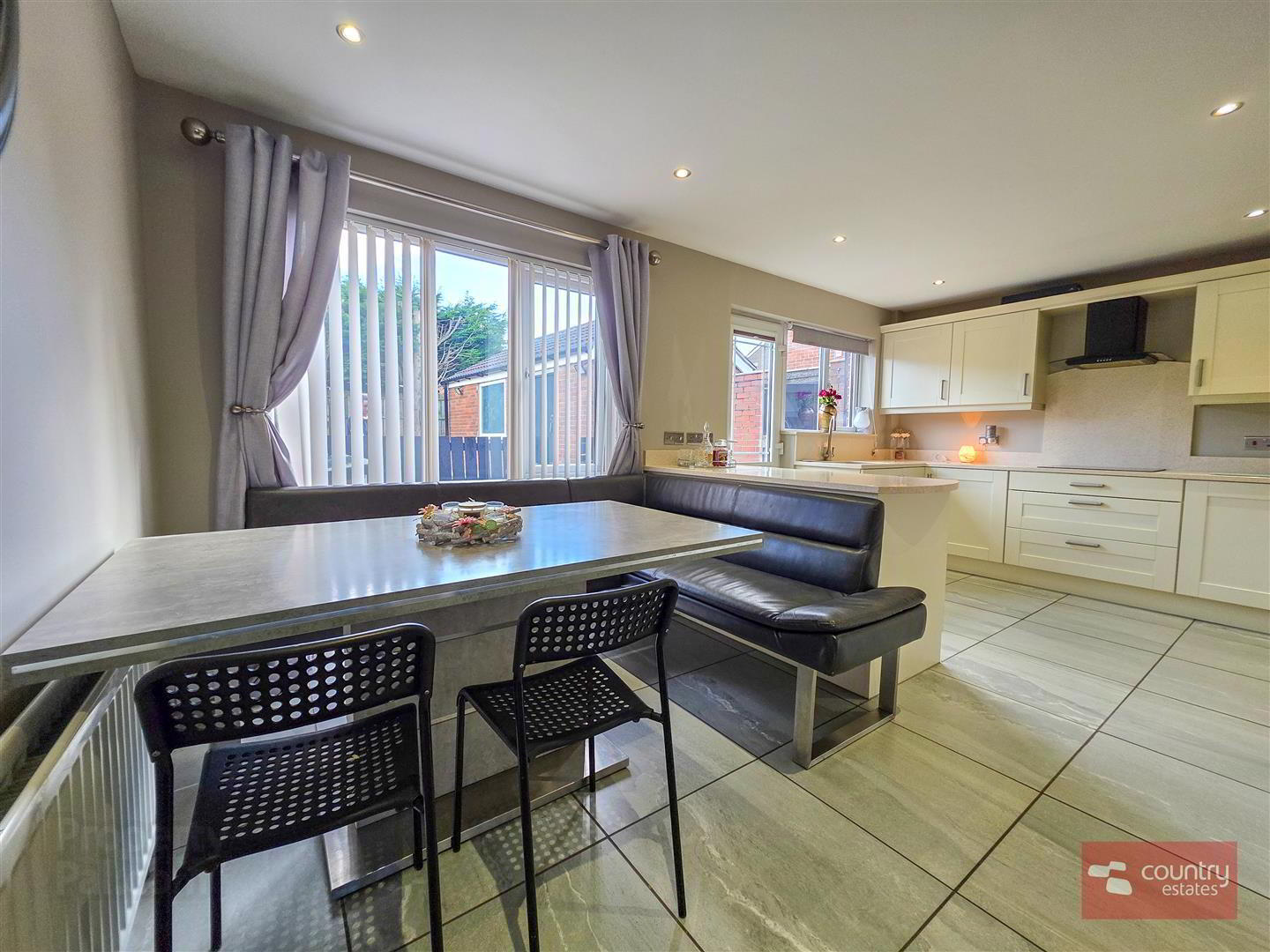 5 Ravelston Park 12 of 31