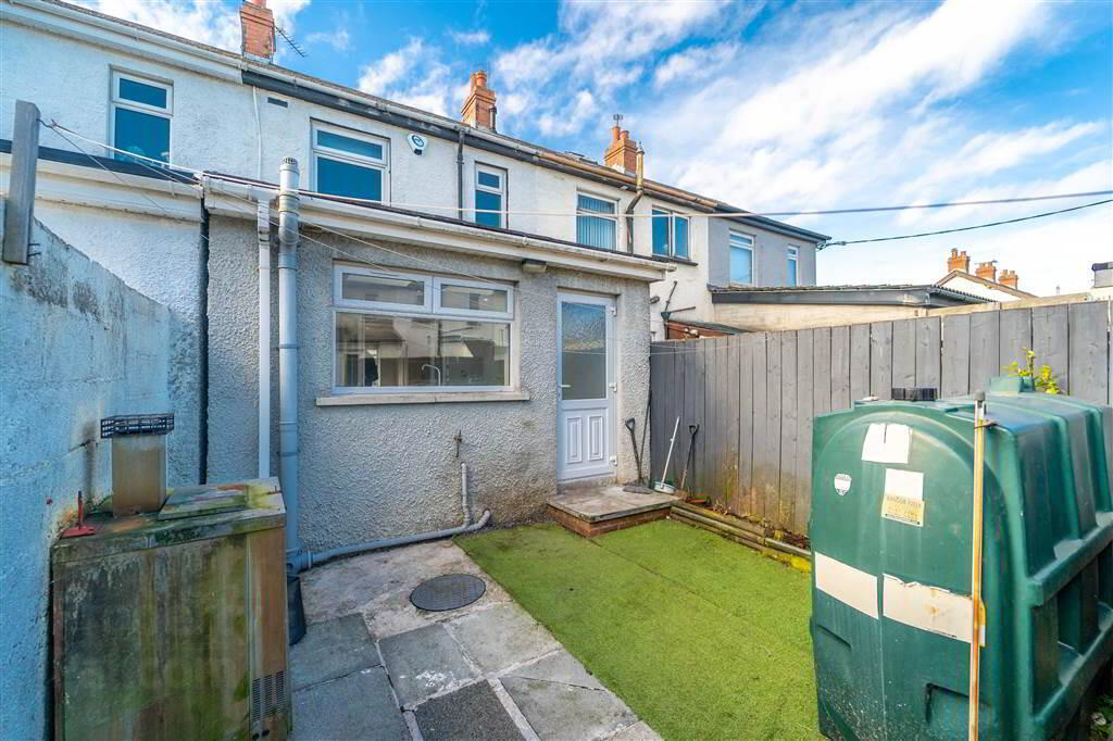 11 Shrewsbury Drive 16 of 17
