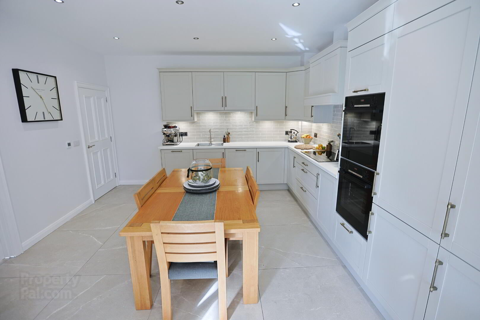 50 Blackthorn Manor 22 of 75