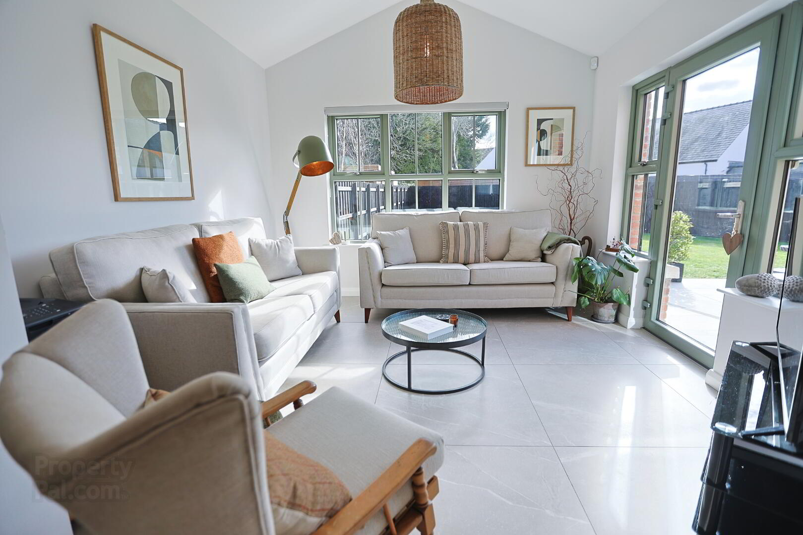 50 Blackthorn Manor 29 of 75