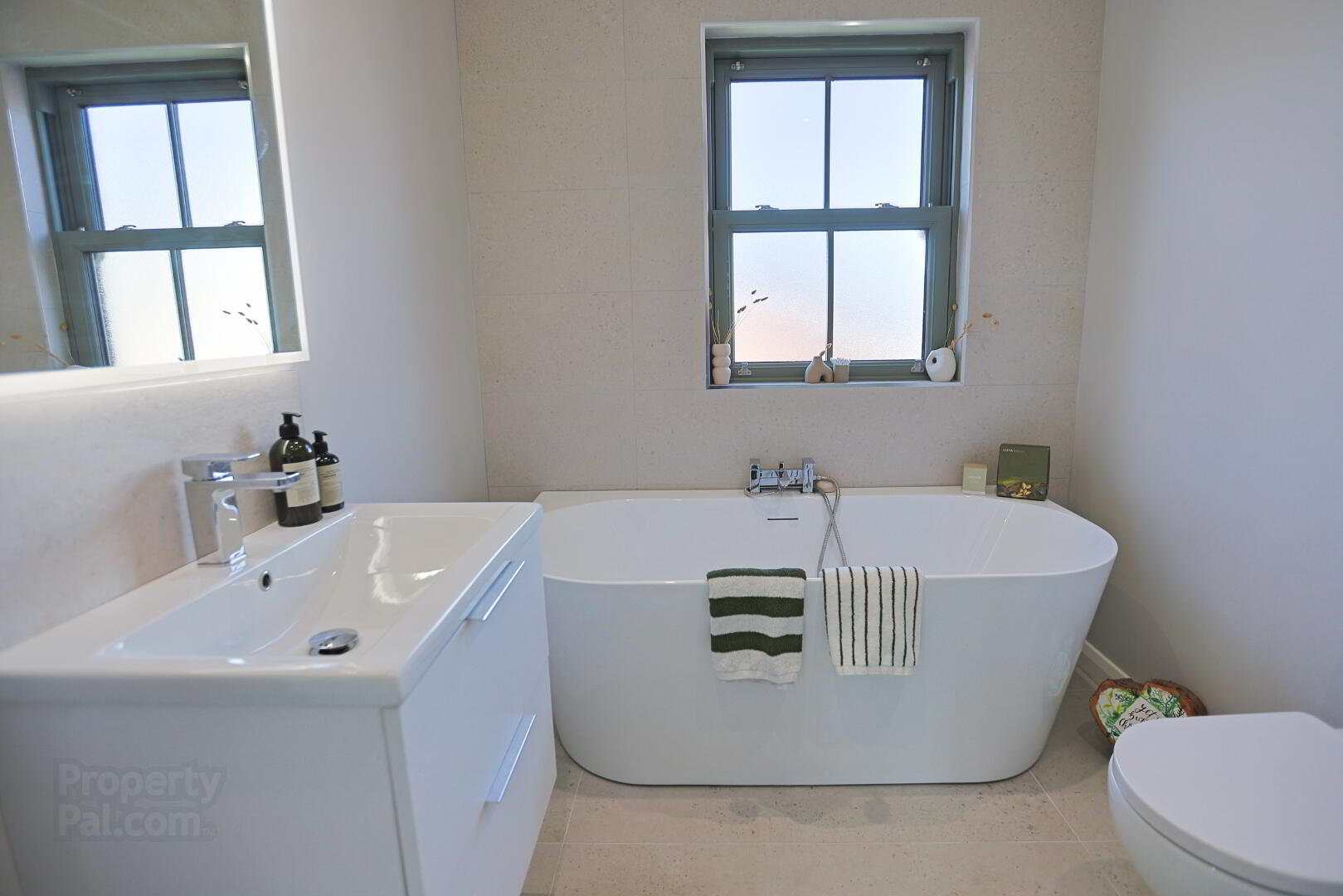 50 Blackthorn Manor 60 of 75