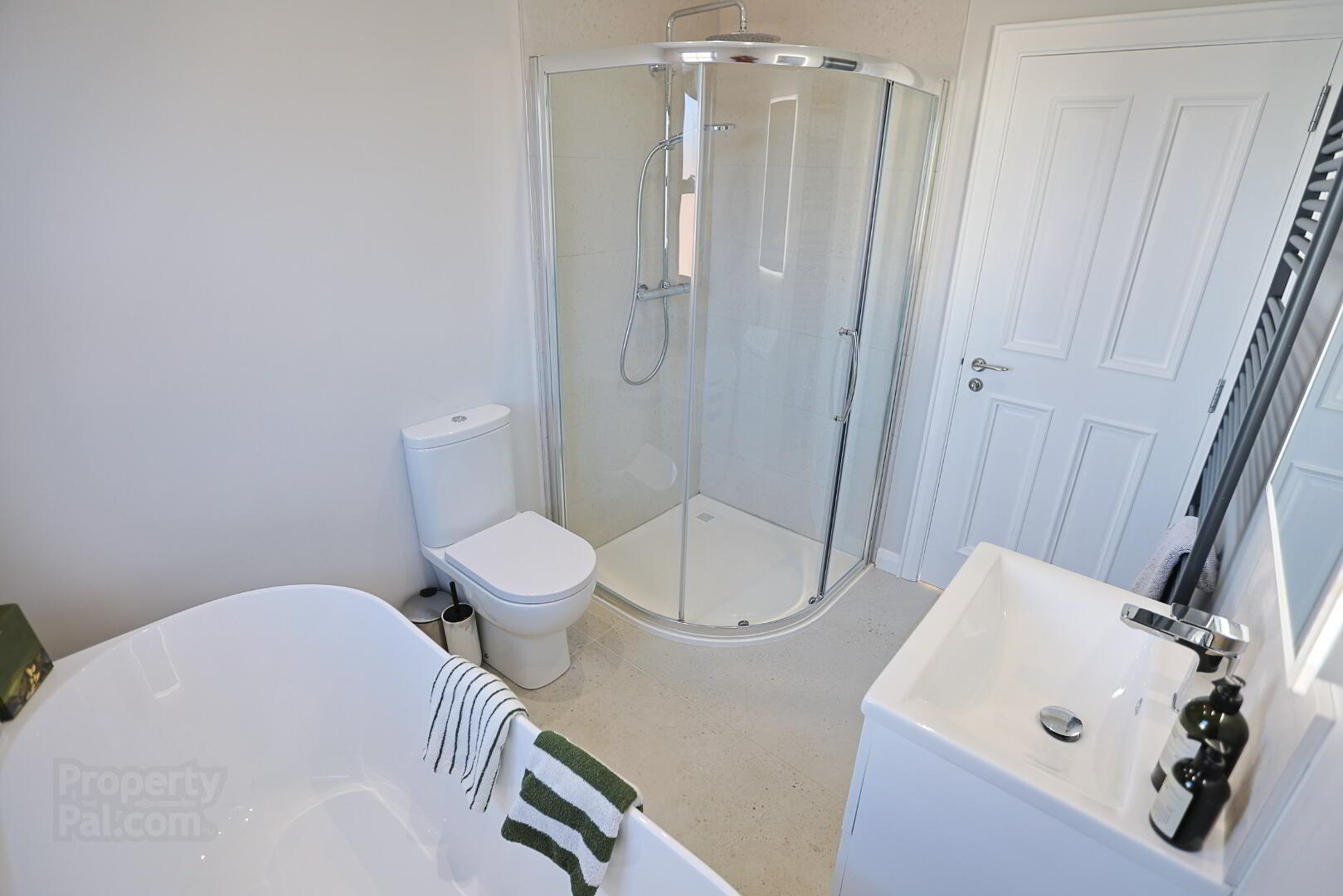 50 Blackthorn Manor 64 of 75