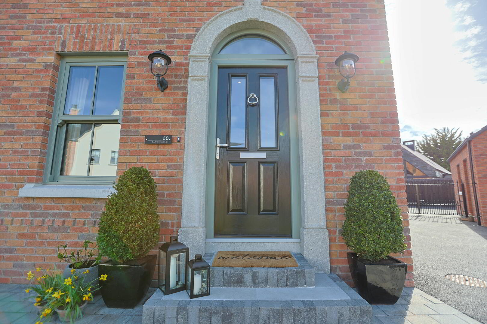 50 Blackthorn Manor 4 of 75