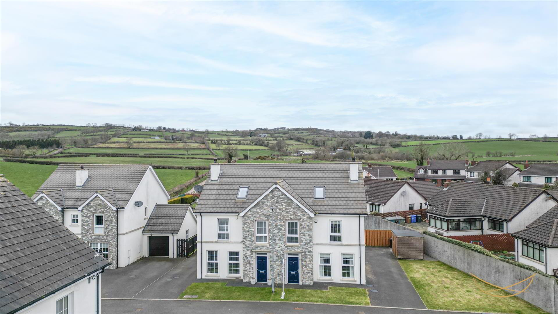 8 Rosewood Lane 3 of 51