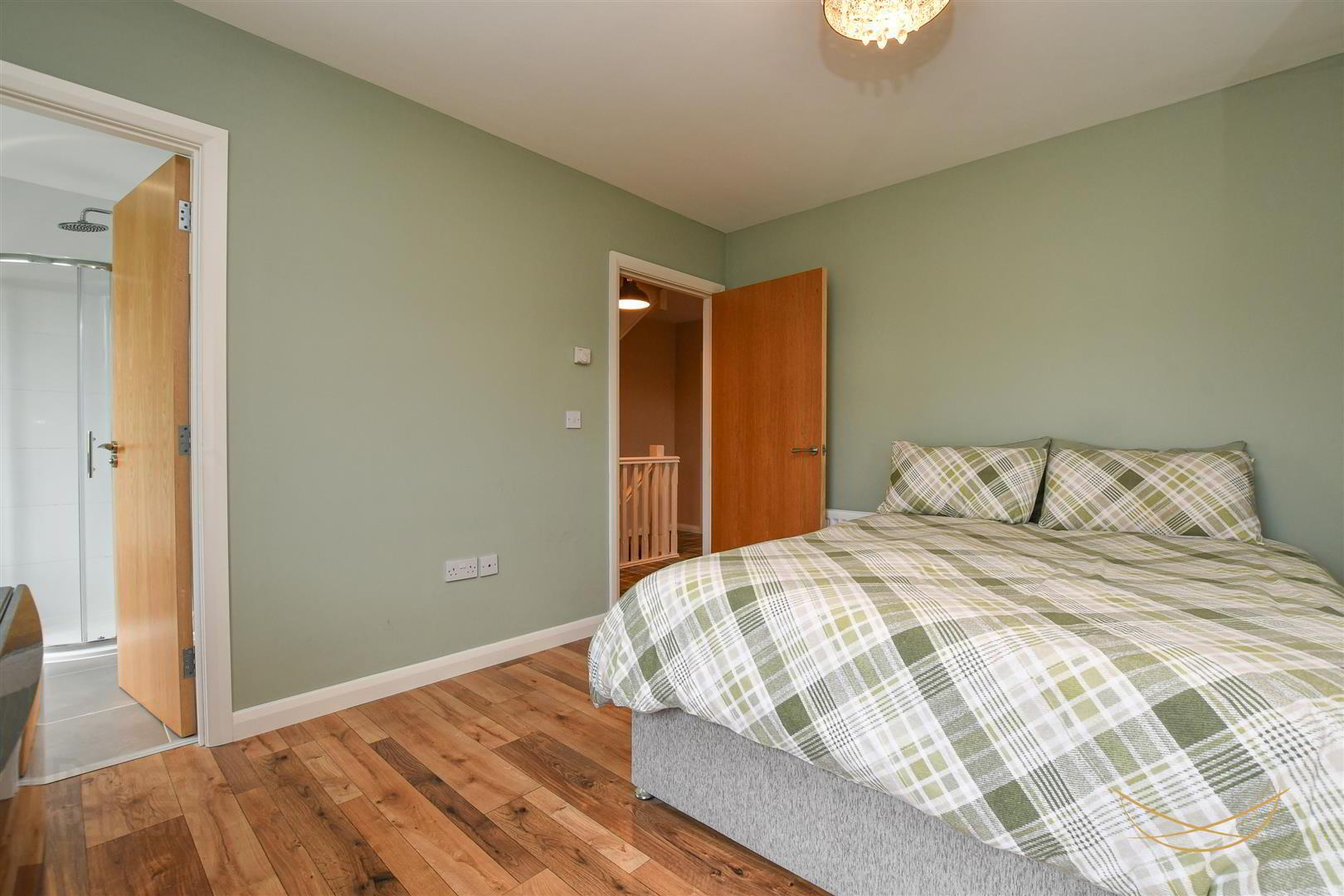 8 Rosewood Lane 33 of 51