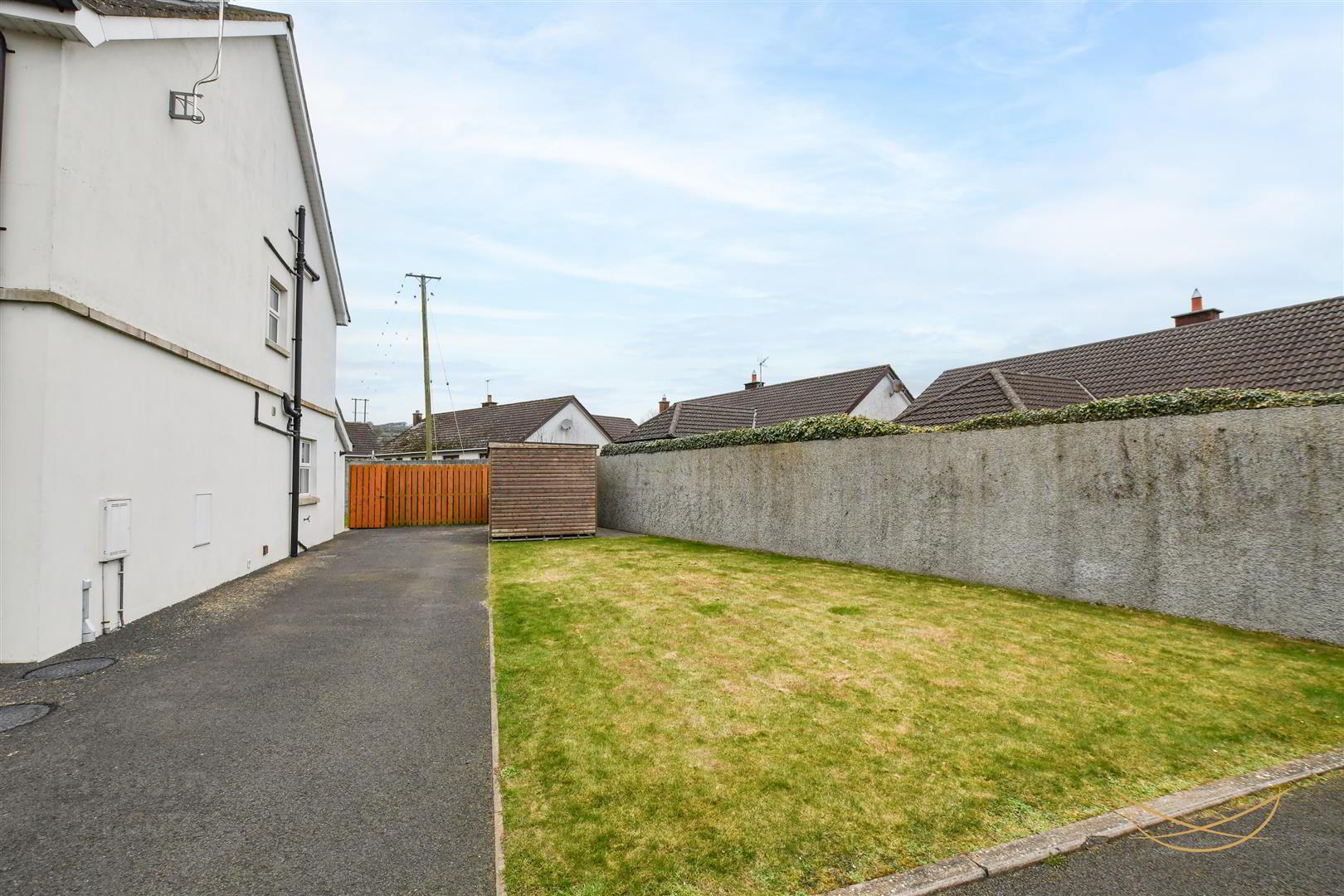8 Rosewood Lane 49 of 51