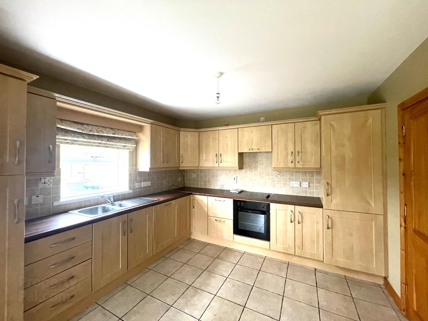 3 Elm Lane 8 of 20