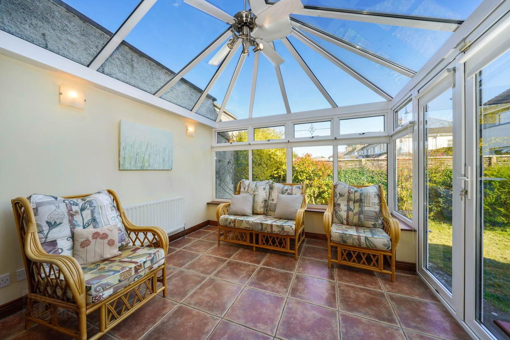 44 Pine Copse Road 10 of 28
